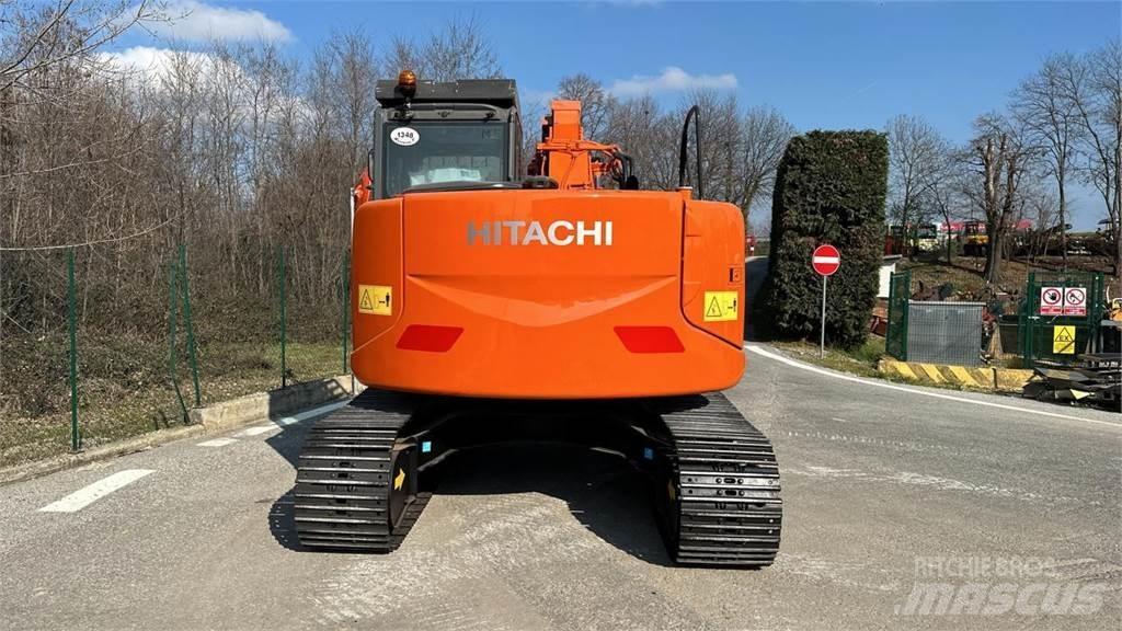 Hitachi ZX135US-3 Excavatoare 7t - 12t