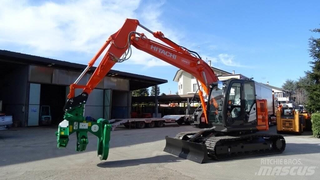 Hitachi ZX135US-6 Excavatoare