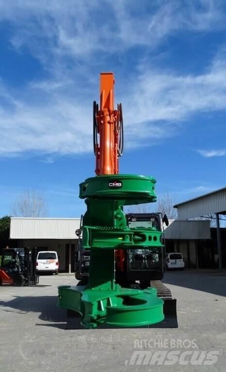 Hitachi ZX135US-6 Excavatoare