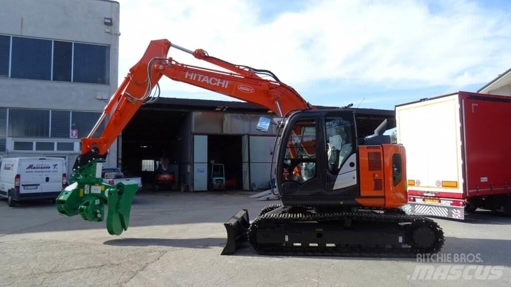 Hitachi ZX135US-6 Excavatoare