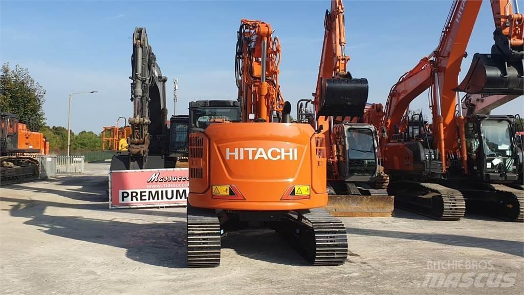 Hitachi ZX135US-7 Excavatoare 7t - 12t