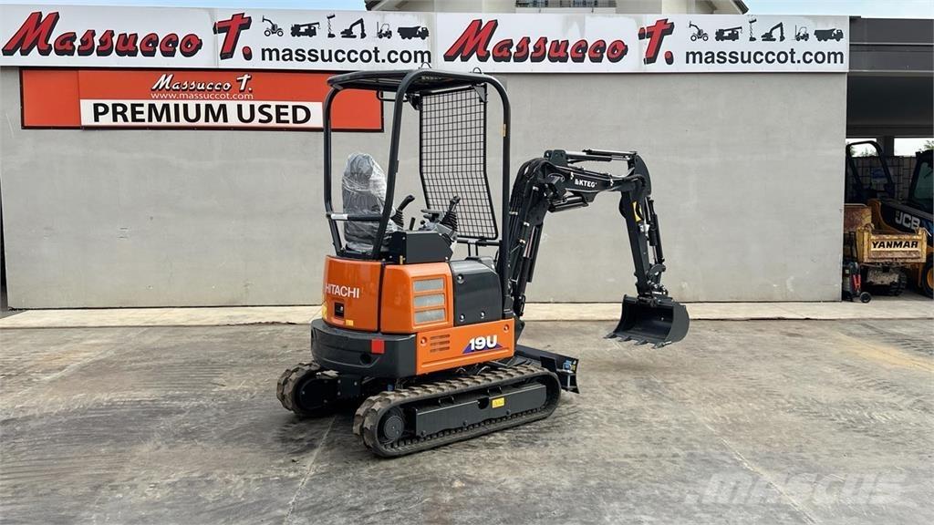 Hitachi ZX19U-2P Mini excavatoare < 7t
