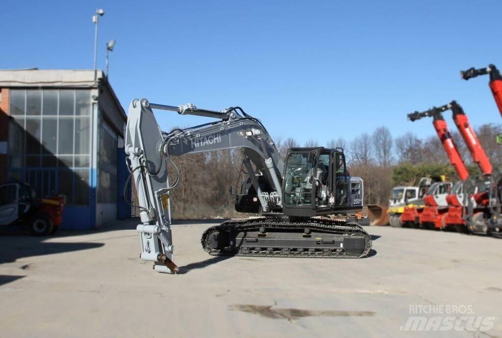 Hitachi ZX250LCN-6 Excavatoare