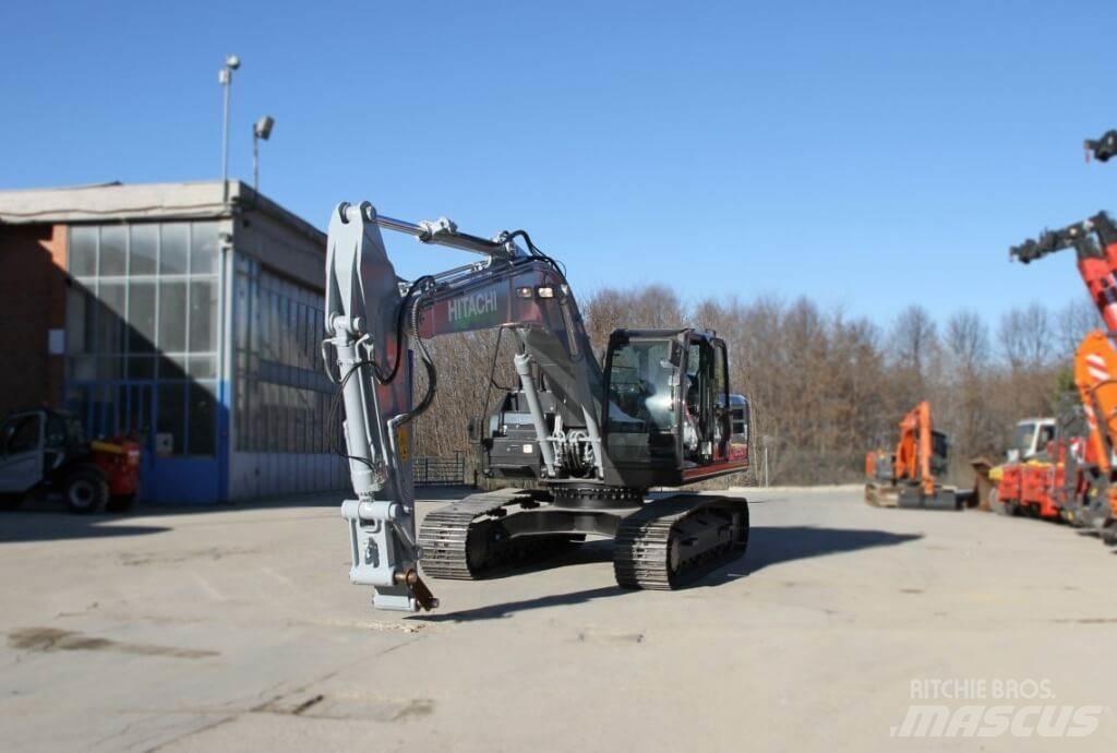 Hitachi ZX250LCN-6 Excavatoare