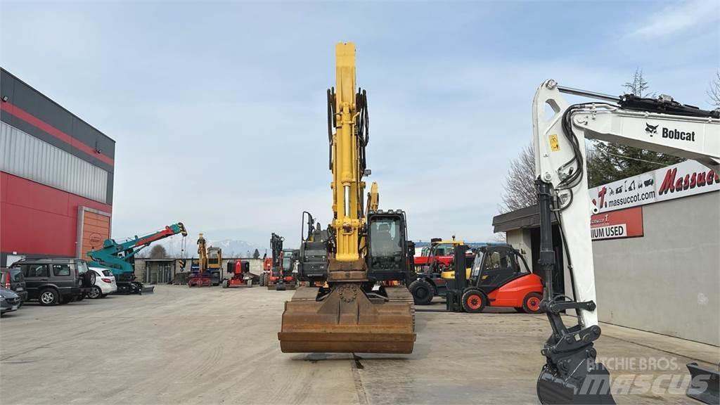 Hitachi ZX300LCN-6 2P Excavatoare pe șenile
