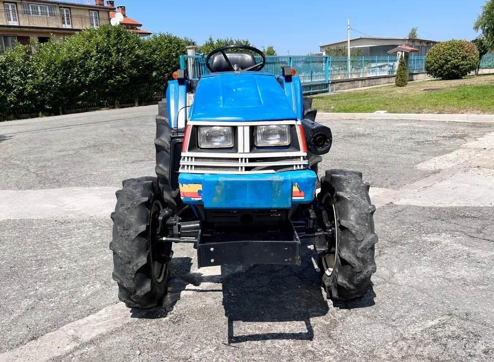 Iseki 240 4x4 Lame pentru dezapezire si pluguri