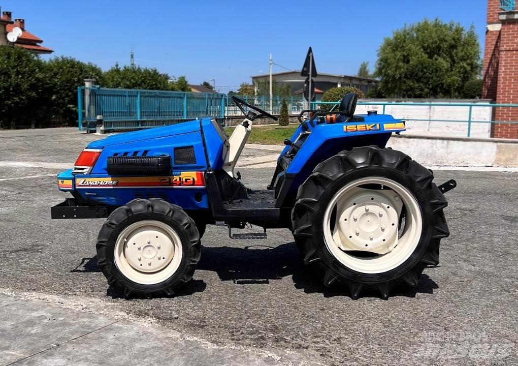 Iseki 240 4x4 Lame pentru dezapezire si pluguri