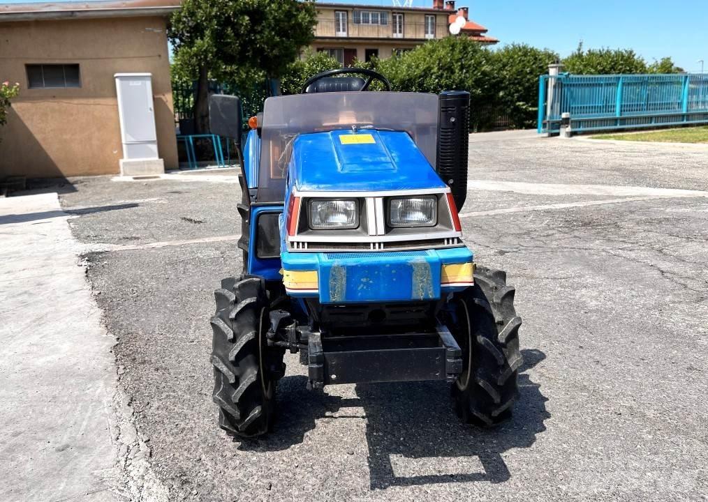 Iseki TU170F 4x4 Lame pentru dezapezire si pluguri