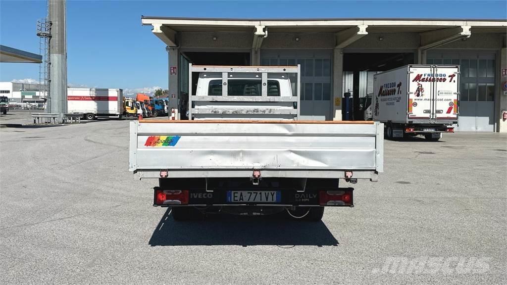 Iveco DAILY 35C13 4X2 Altele