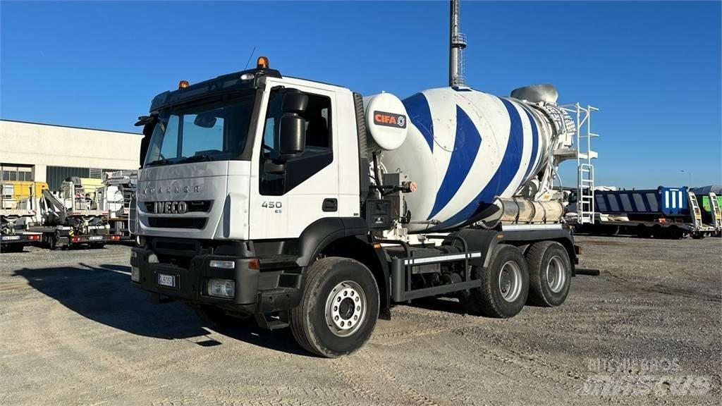 Iveco Trakker 450 6X4 Betoniera