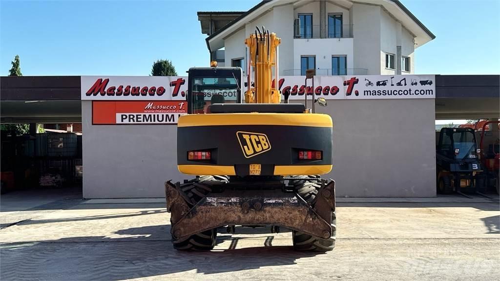 JCB JS130W 4x4 Excavatoare cu roti