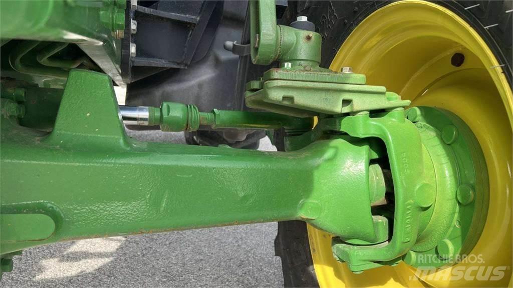 John Deere 6090MC 4X4 Lame pentru dezapezire si pluguri