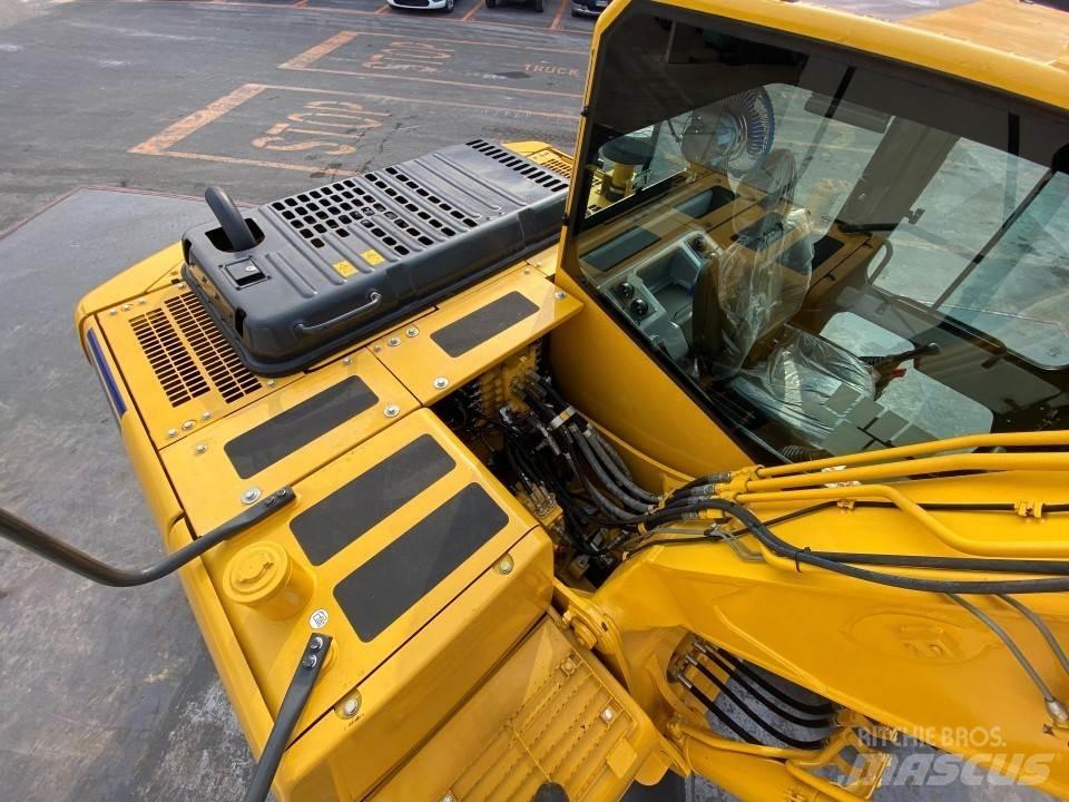 Komatsu PC130-7 Excavatoare 7t - 12t