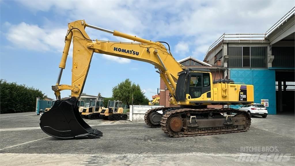 Komatsu PC700 LC-8E0 Excavatoare pe șenile

