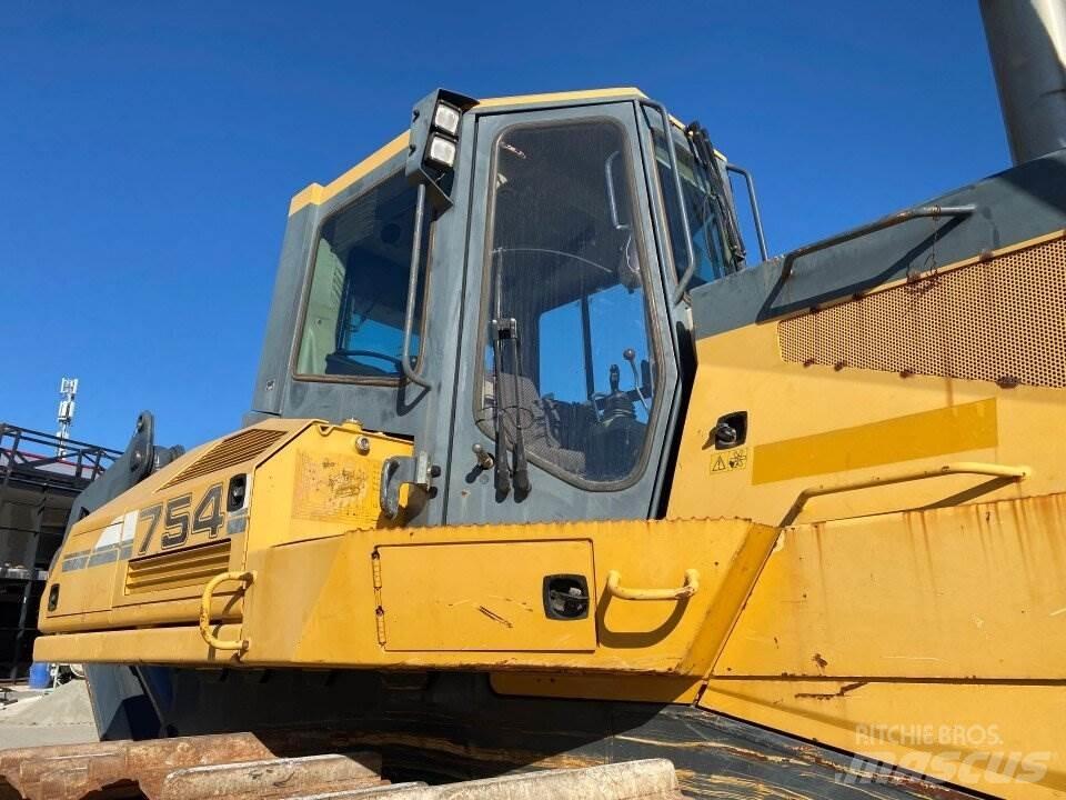 Liebherr 754 Buldozere pe senile