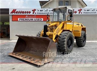 Liebherr L521 Incarcator pe pneuri