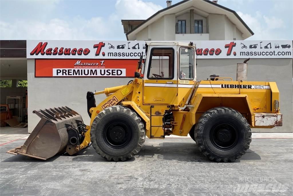 Liebherr L521 Incarcator pe pneuri