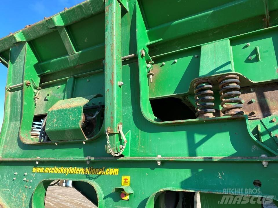 McCloskey J40 V2 Mori