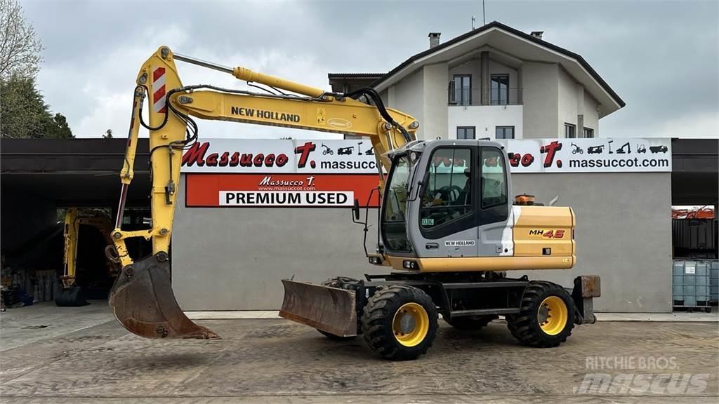 New Holland MH 4.6 Excavatoare cu roti