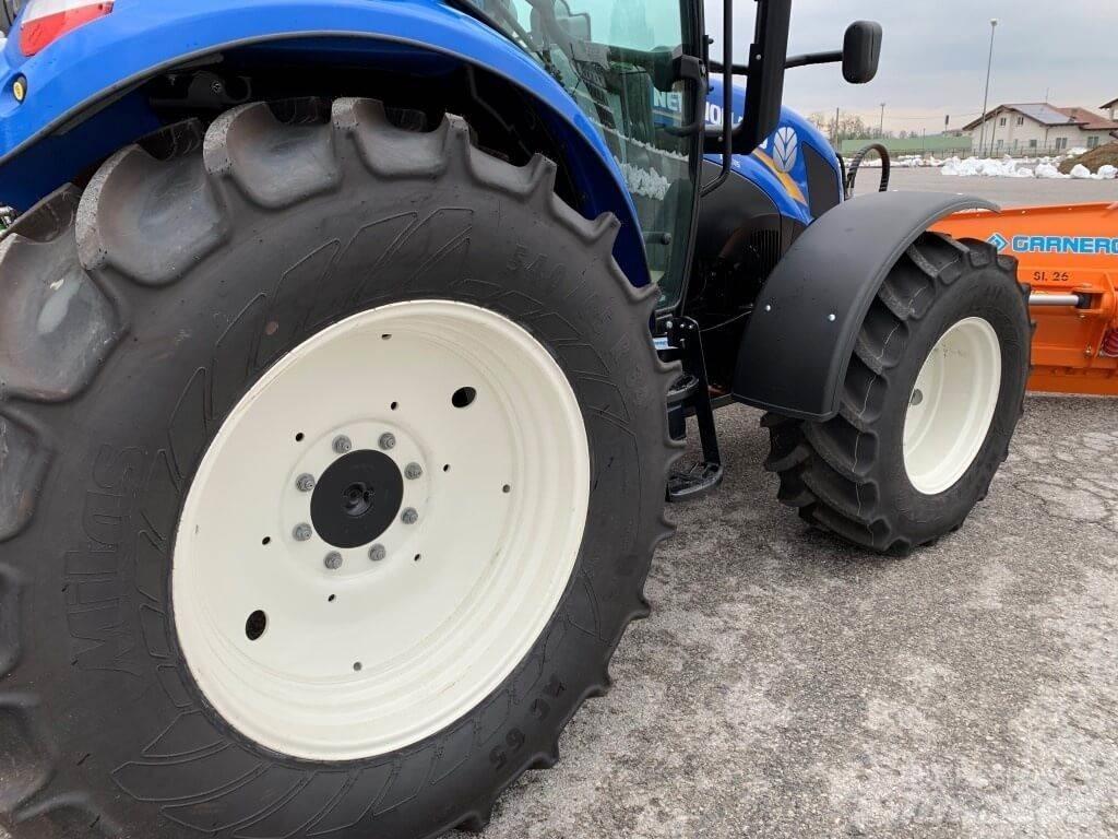 New Holland T5.115 Lame pentru dezapezire si pluguri