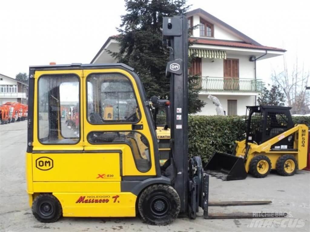 OM EU 30 Stivuitor electric