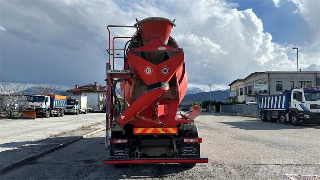 Renault C430 8x4 Betoniera
