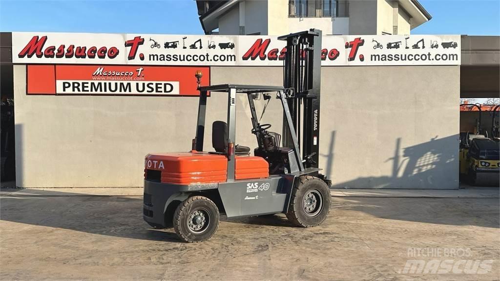 Toyota 02-5FD40 Stivuitor diesel