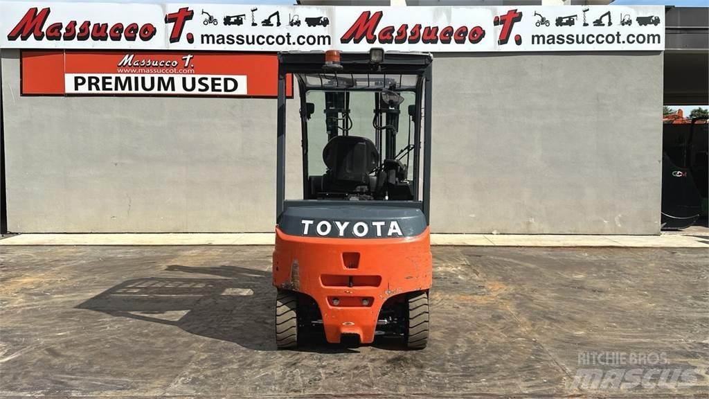 Toyota 8FBMT25 Stivuitor electric