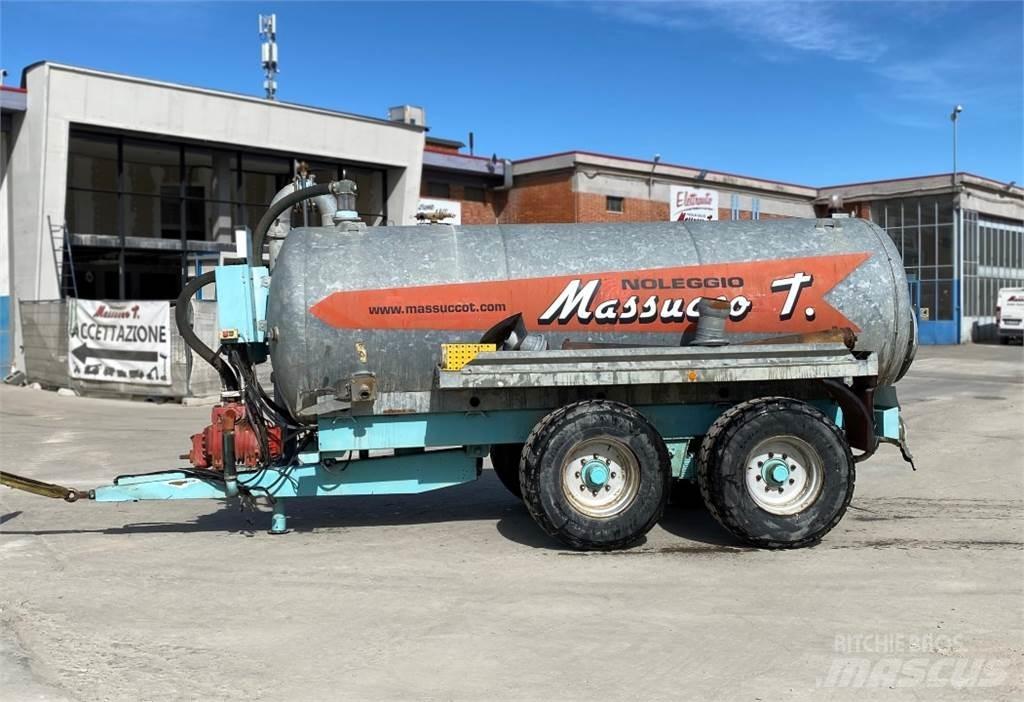 Vaia MB 141 Cisterne