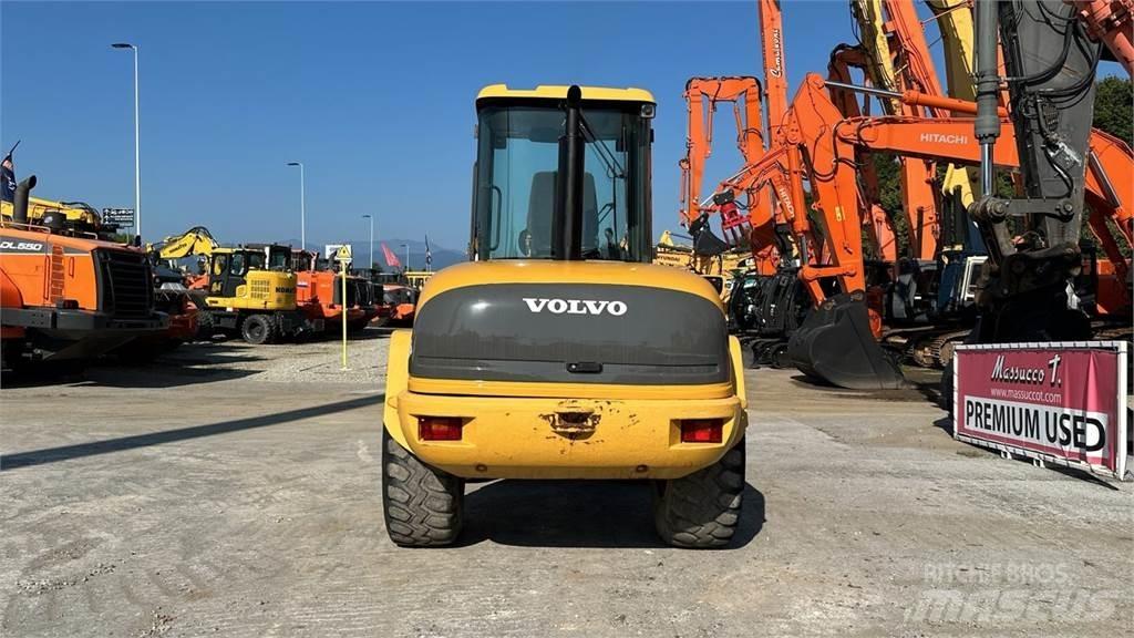 Volvo L 40 B-TP Incarcator pe pneuri
