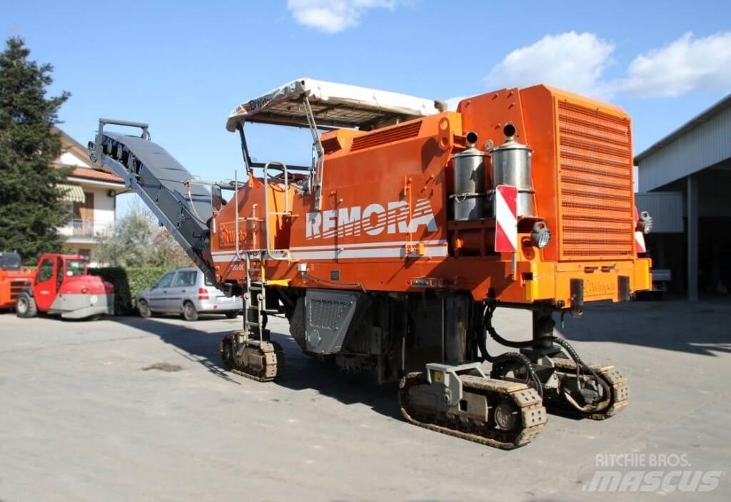 Wirtgen 1500 DC Utilaje asfalt cu freze reci