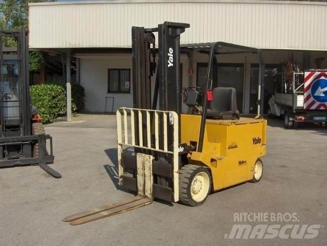 Yale ERC40-AKE Stivuitor electric