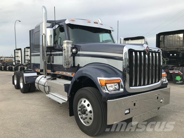 International HX Autotractoare