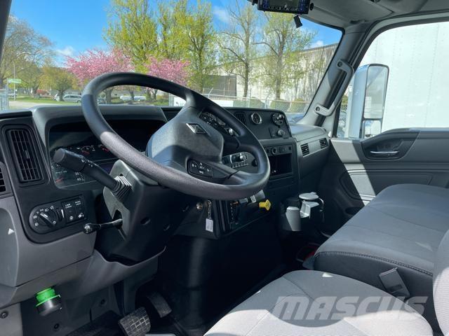 International MV Camion cu control de temperatura