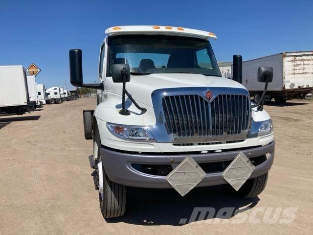 International MV Camion cabina sasiu