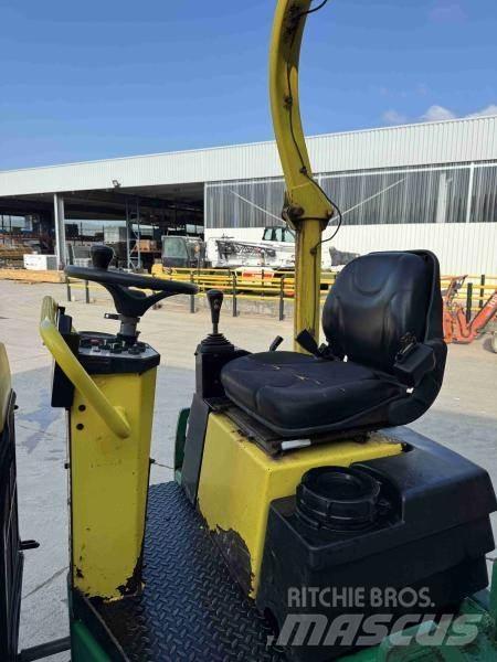 Ammann AV 26 Compactoare sol