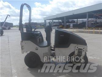 Bomag BW100 Compactoare sol