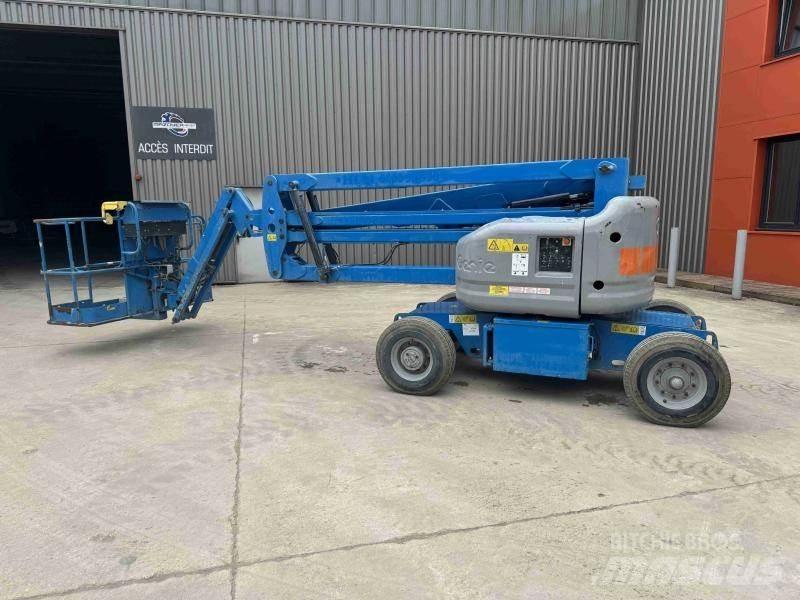 Genie Z45/25 Nacele cu brat articulat