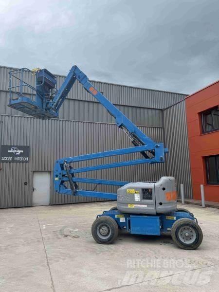Genie Z45/25 Nacele cu brat articulat