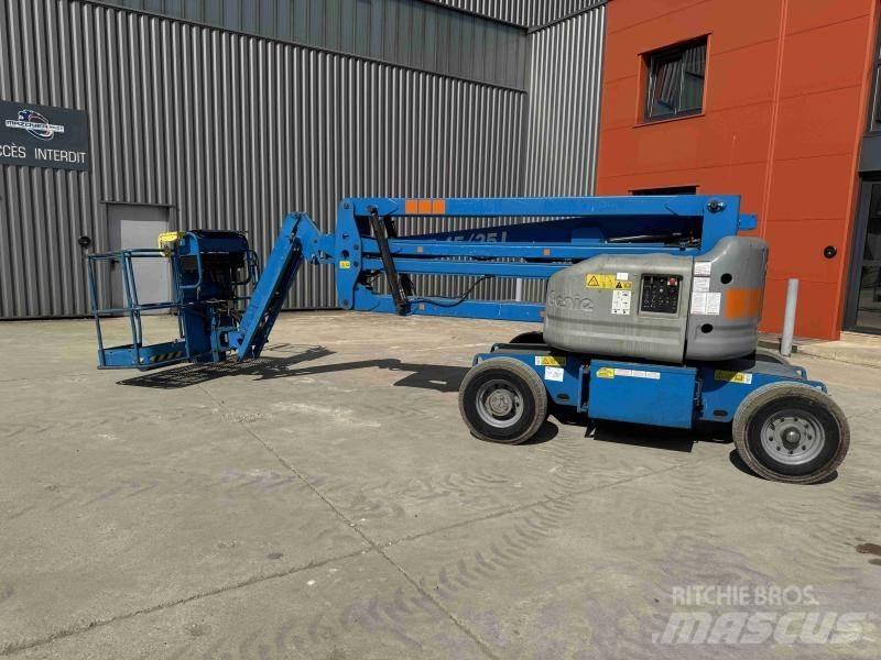 Genie Z45/25 Nacele cu brat articulat