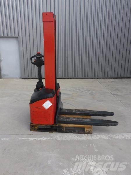 Stacky 10D28 Transpaleta manuala