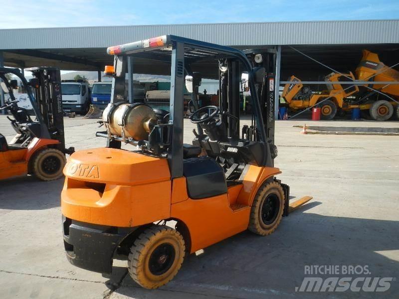 Toyota 7FG25 Strivuitoare-altele