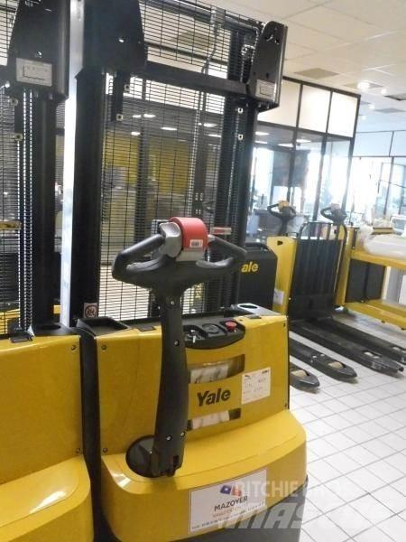 Yale MS 12 AC Transpaleta manuala