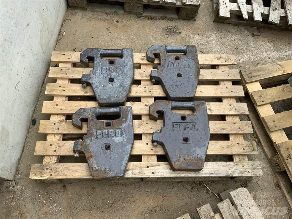  4 x Ford Weights Utilaje agricole - Altele