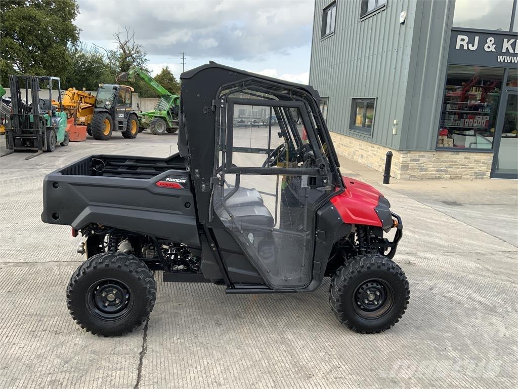 Honda Pioneer 700 ATV Utilaje agricole - Altele