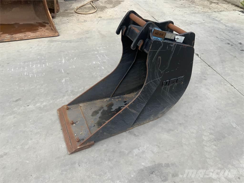 JCB 2ft bucket Utilaje agricole - Altele