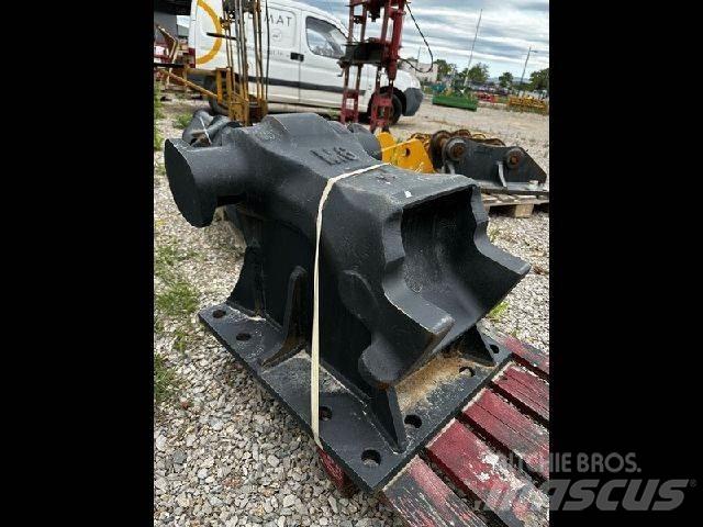  ACB M6 Utilaje construcții - Altele