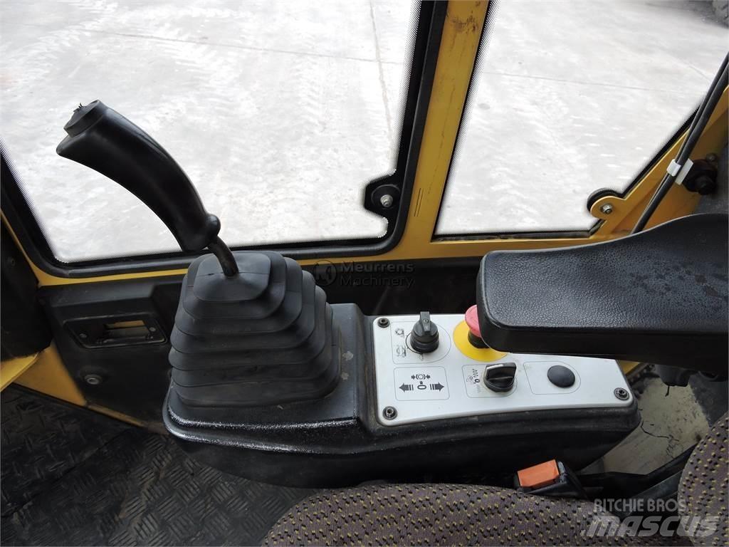 Bomag BW211D-4 GERMAN Alti cilindri compactori