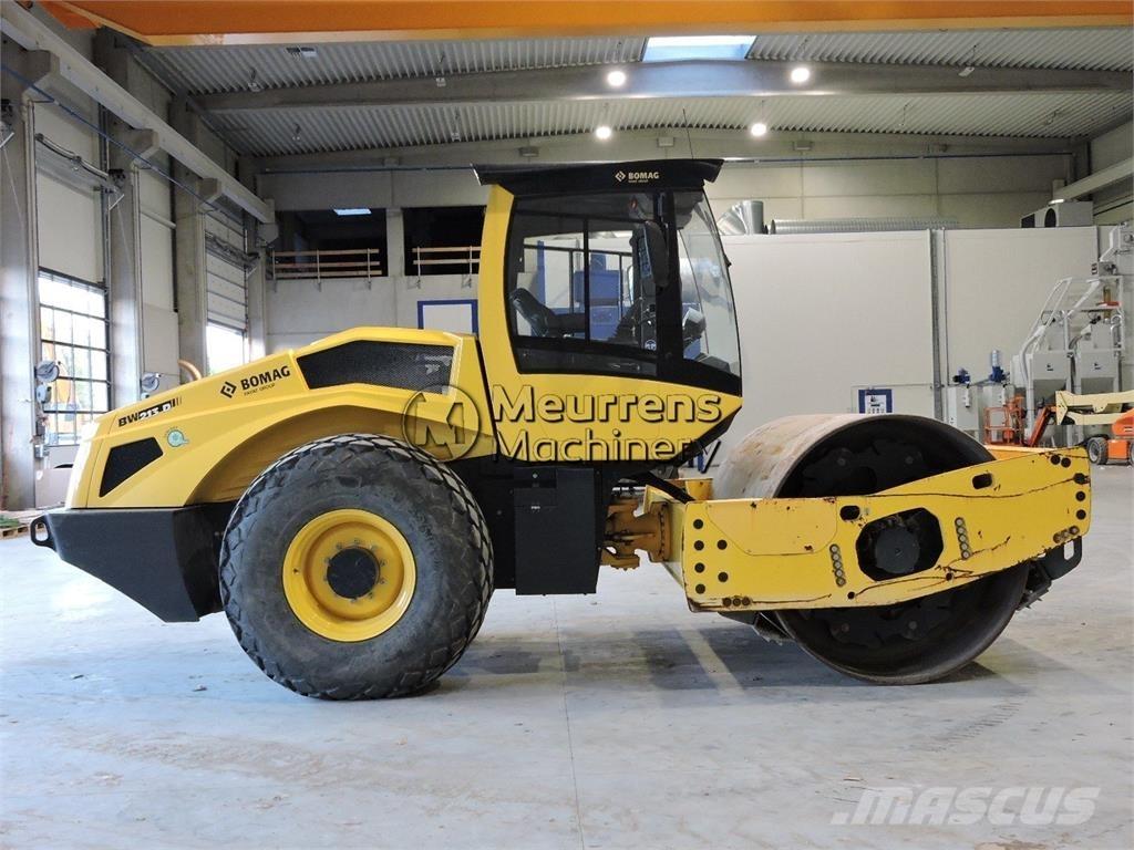 Bomag BW213 Alti cilindri compactori
