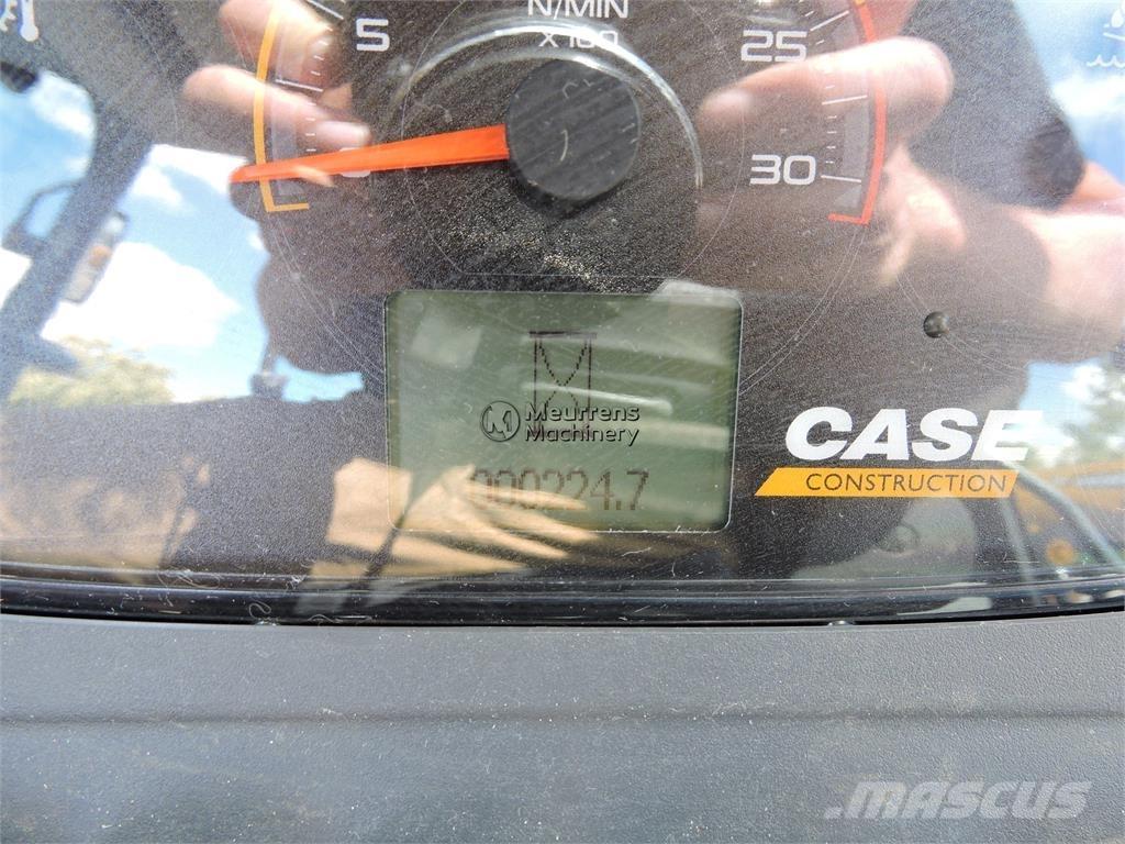 CASE 580SV Buldoexcavatoare